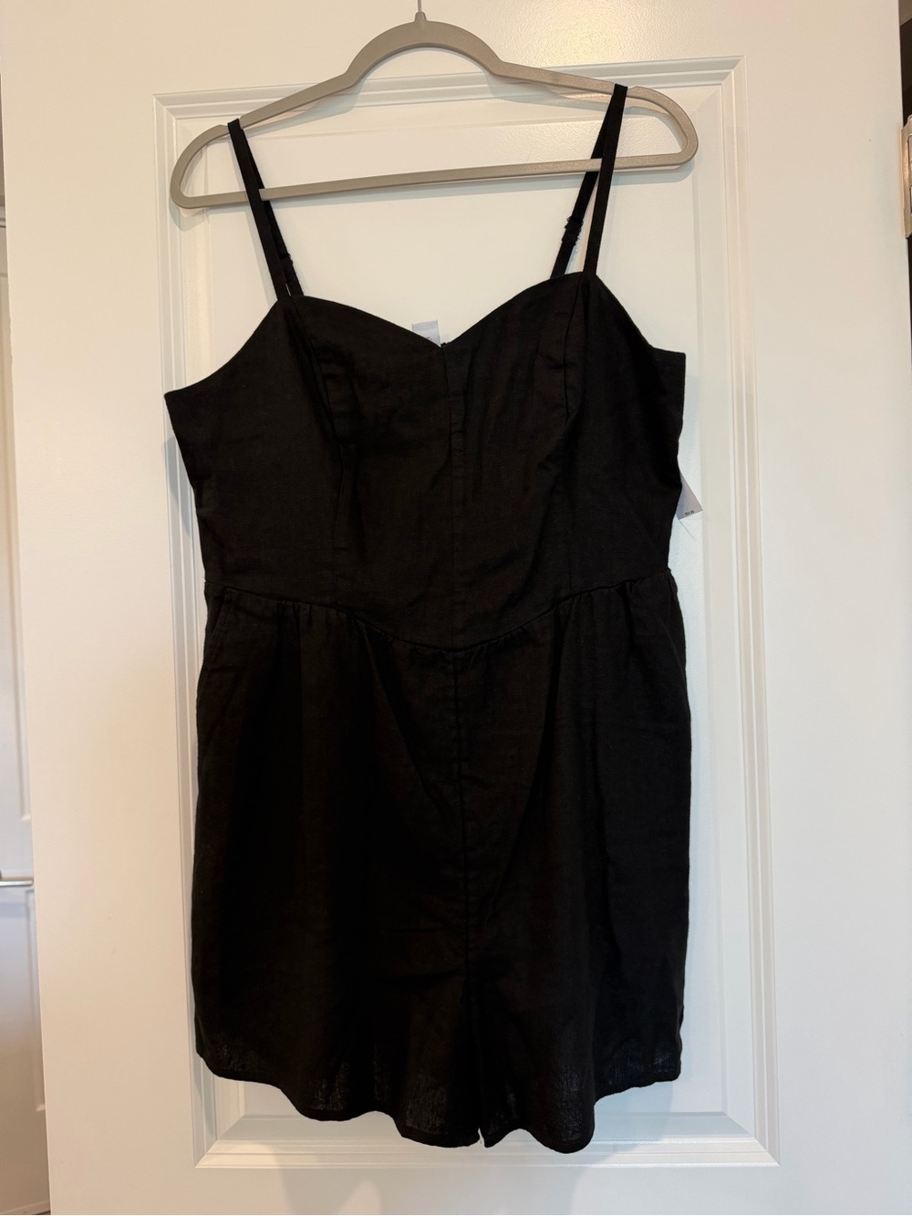 NWT! Old Navy Black Linen Romper With Pockets